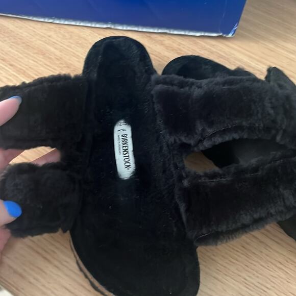 Birkenstock Arizona Sherling in Black Size 37 - Picture 8 of 11